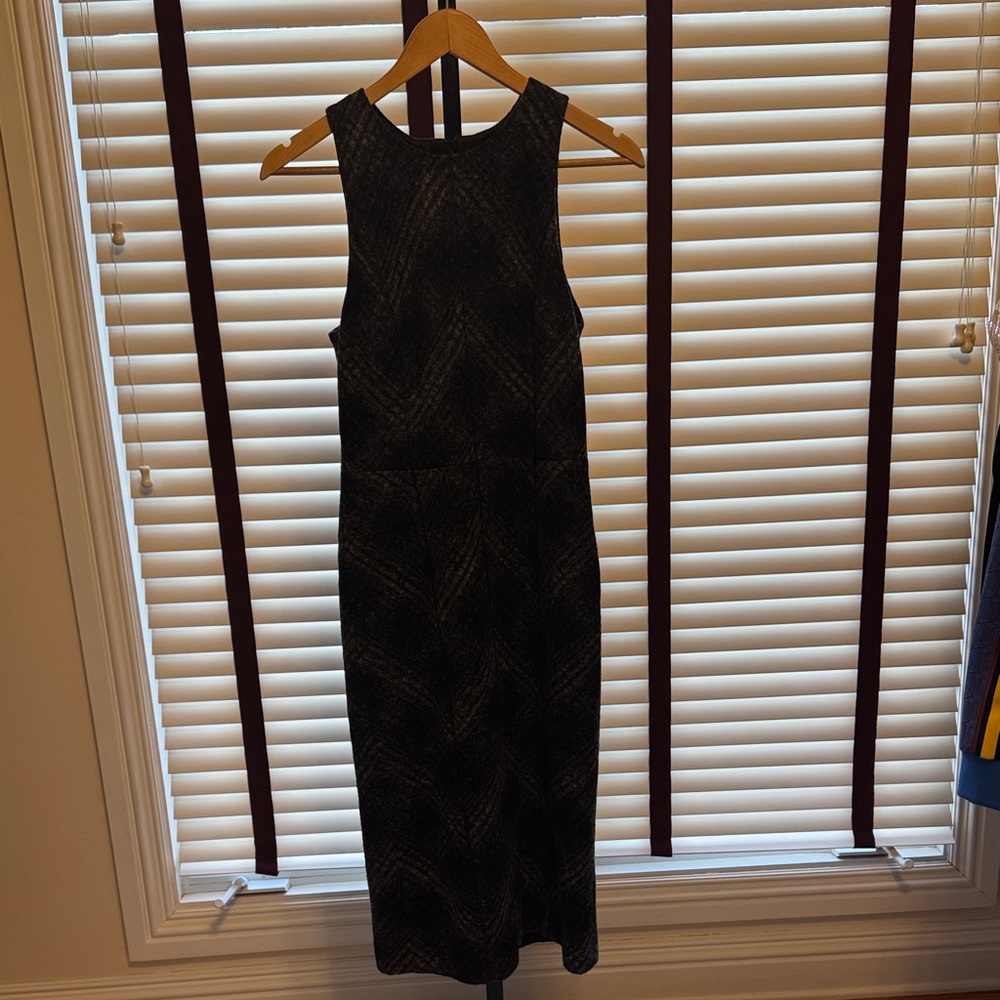 Banana Republic Black Patterned Wool Blend Midi Dress -Size 4